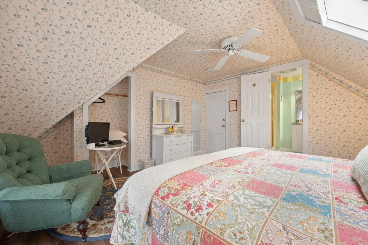 Brook Farm Inn Lenox Εξωτερικό φωτογραφία