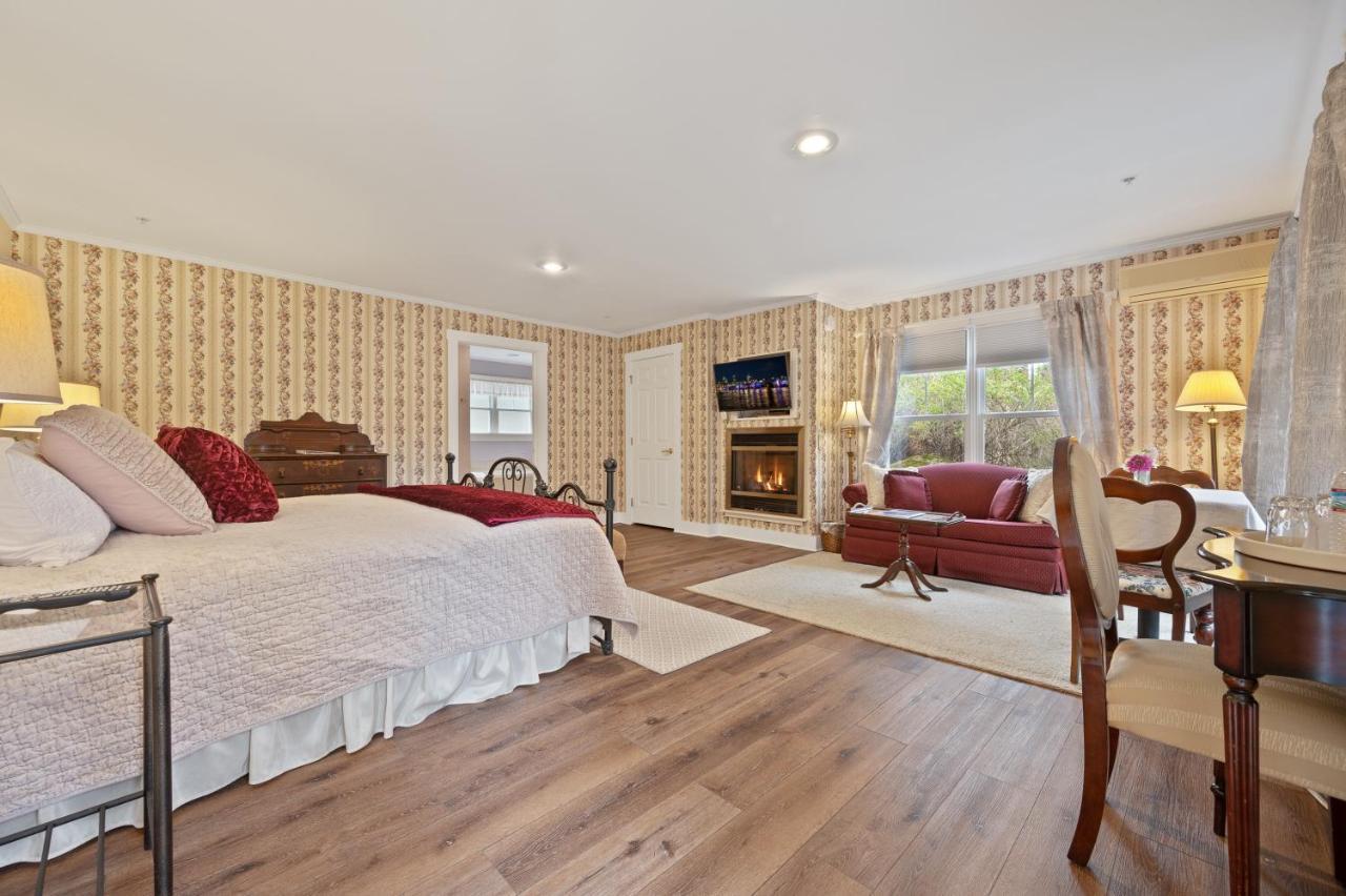 Brook Farm Inn Lenox Εξωτερικό φωτογραφία