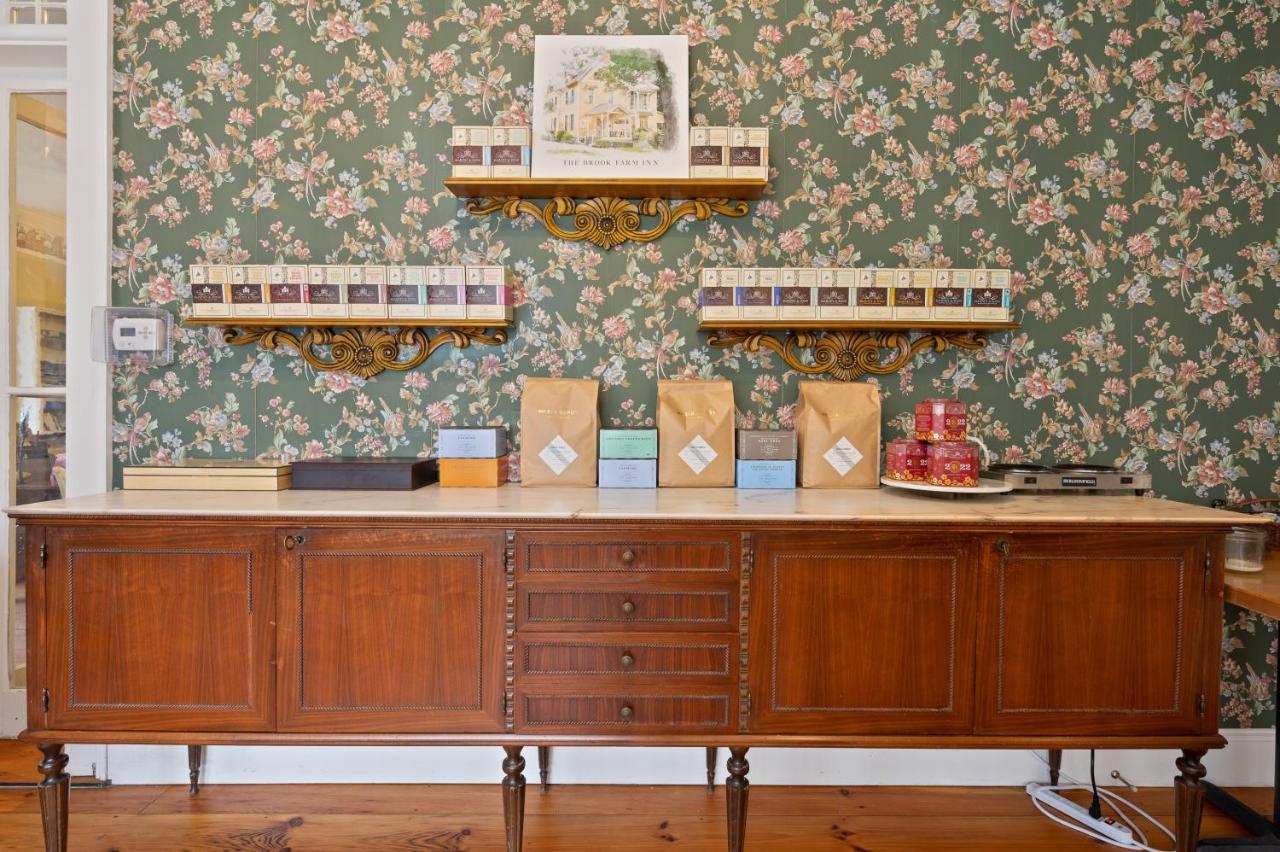 Brook Farm Inn Lenox Εξωτερικό φωτογραφία