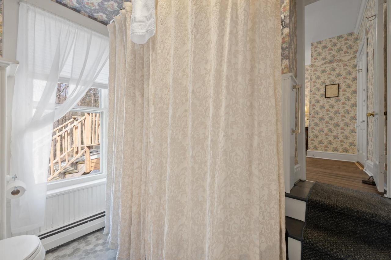Brook Farm Inn Lenox Εξωτερικό φωτογραφία