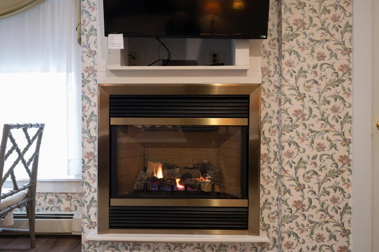 Brook Farm Inn Lenox Εξωτερικό φωτογραφία