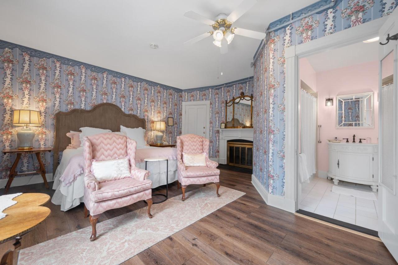 Brook Farm Inn Lenox Εξωτερικό φωτογραφία