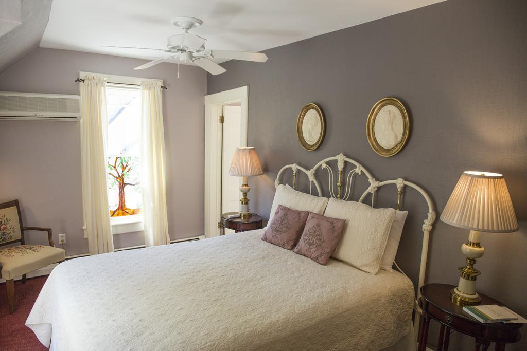 Brook Farm Inn Lenox Εξωτερικό φωτογραφία